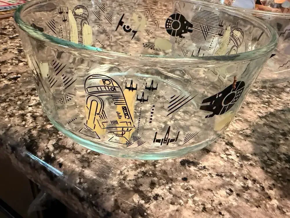 🔥Star Wars PYREX SET Special Edition Glass Storage Bowls with 2 Lids (5)
